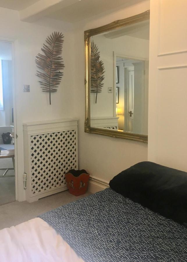Fabulous Apartment In Historic House In 圣欧班 外观 照片